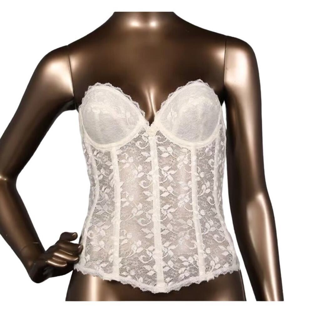 Carnival Vintage Lace White Bride Lingerie size 32C